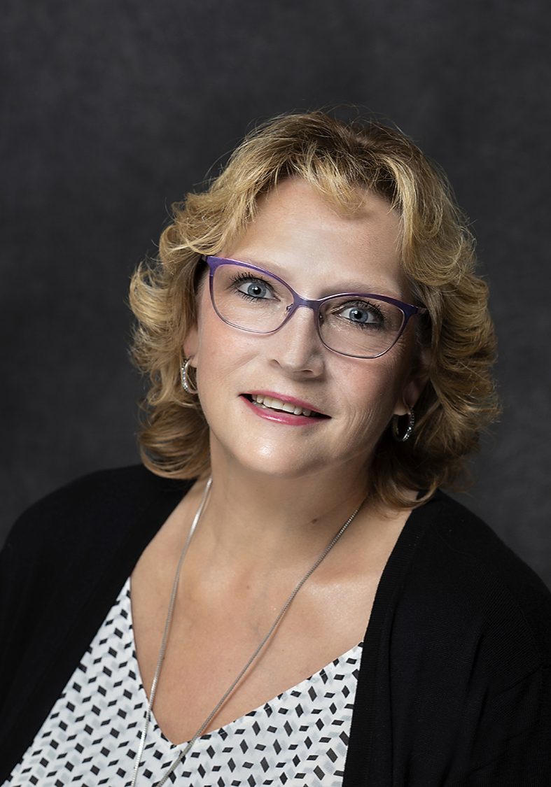 Christine-Forrey-Real-Estate-Broker-portrait-5e86eddac8b9d81d3a6aa856c440e2a8-8sj3mxp4706z