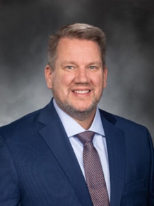 Rep-Low_Sam-2023_900x1200-262x350 Rep-Low_Sam-2023_900x1200-262x350